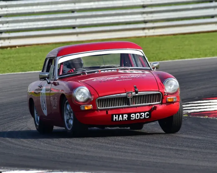 Framed Print : CM25 4794 Simon Barker, MG B Framed Print : CM25 4794 Simon Barker, MG B