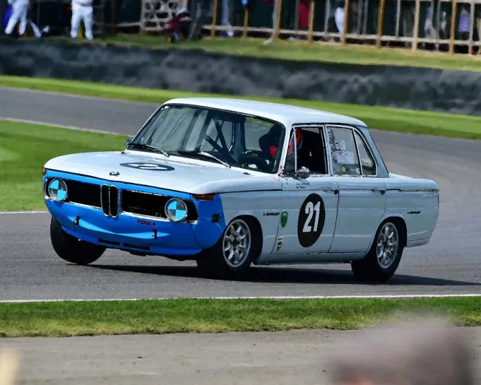 Rights Managed : CM25 5513 Sam Hancock, Adrian van Hooydonk, BMW 1800 TiSA