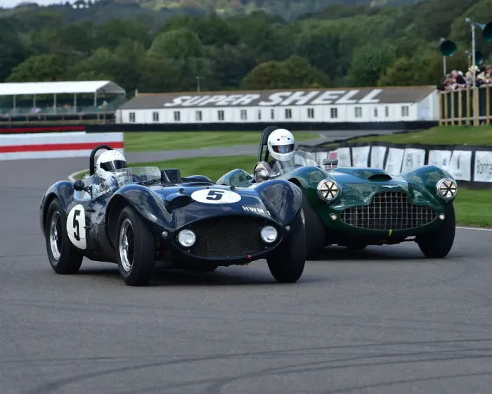 Rights Managed : CM25 5656 James Cochrane, HWM Jaguar, Darren McWhirter, Lagonda V12 Le Mans Rights Managed : CM25 5656 James Cochrane, HWM Jaguar, Darren McWhirter, Lagonda V12 Le Mans