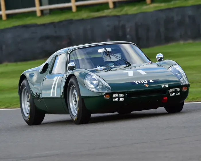 Rights Managed : CM25 6024 Stuart Graham, Jason Barron, Porsche 904 Carrera GTS Rights Managed : CM25 6024 Stuart Graham, Jason Barron, Porsche 904 Carrera GTS