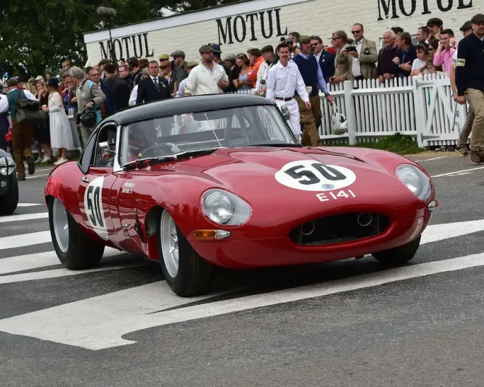 Rights Managed : CM25 7065 John Young, Steve Soper, Jaguar E-Type Rights Managed : CM25 7065 John Young, Steve Soper, Jaguar E-Type