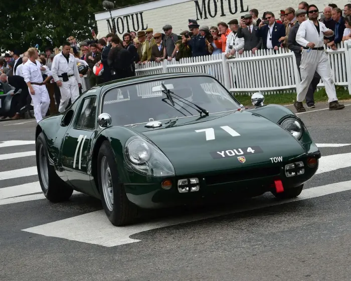 Rights Managed : CM25 7071 Stuart Graham, Jason Barron, Porsche 904 Carrera GTS Rights Managed : CM25 7071 Stuart Graham, Jason Barron, Porsche 904 Carrera GTS