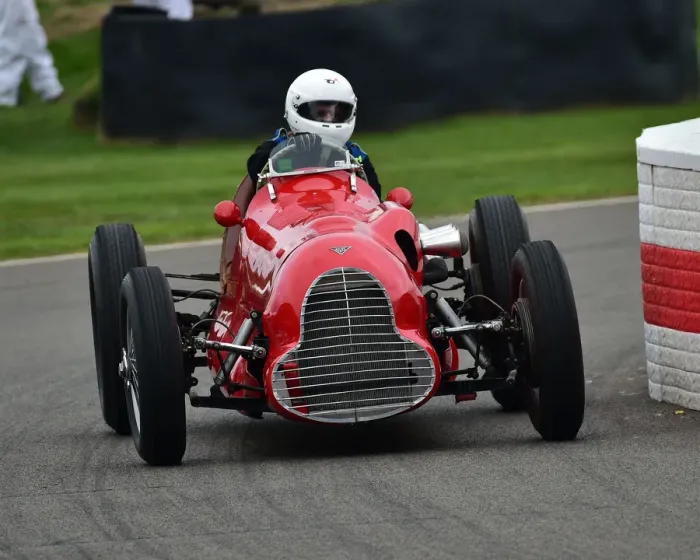 Rights Managed : CM25 7260 Alex Simpson, Alvis Goodwin Special Rights Managed : CM25 7260 Alex Simpson, Alvis Goodwin Special