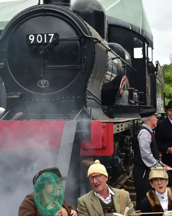 Rights Managed : CM25 7484 Earl of Berkeley, 4-4-0, steam locomotive Rights Managed : CM25 7484 Earl of Berkeley, 4-4-0, steam locomotive