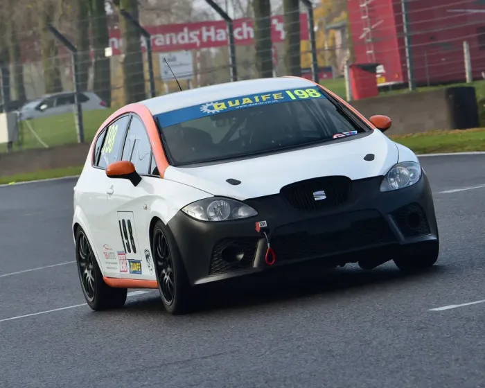 Framed Print : CM26 2739 David Charlton, SEAT Leon Framed Print : CM26 2739 David Charlton, SEAT Leon