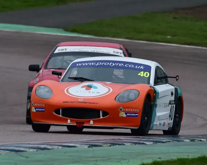 Framed Print : CM26 3994 Nicholas Halstead, Ginetta G40 GT5 Framed Print : CM26 3994 Nicholas Halstead, Ginetta G40 GT5