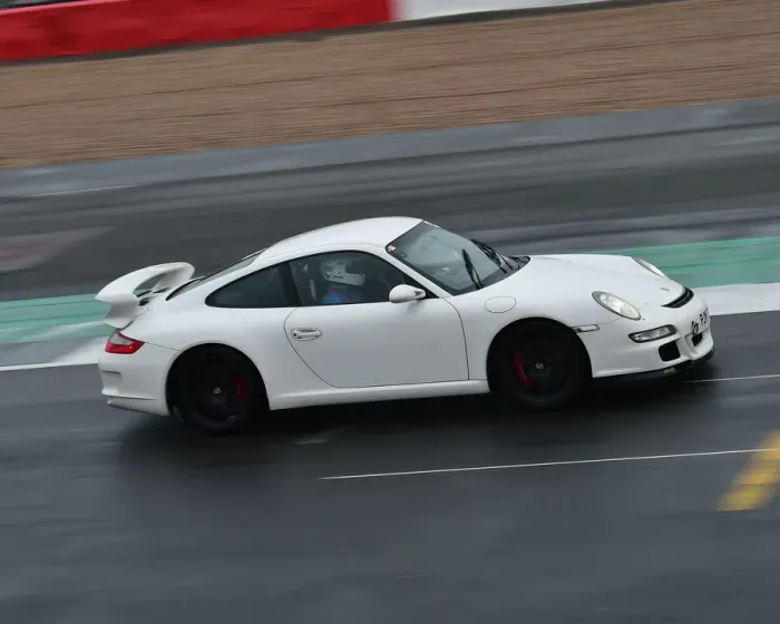 Framed Print : CM26 5833 Porsche 911 GT3