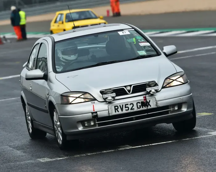 Framed Print : CM26 6318 Mark Gold, Vauxhall Astra SRi Framed Print : CM26 6318 Mark Gold, Vauxhall Astra SRi