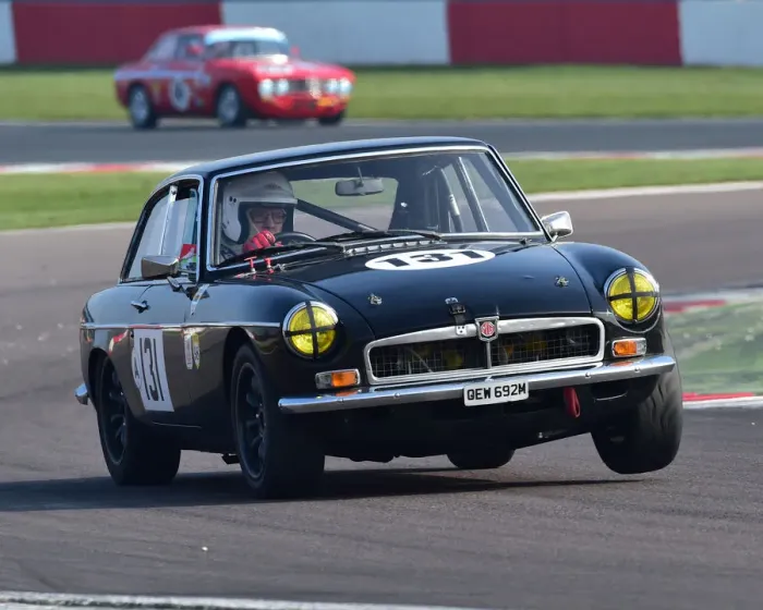 Framed Print : CM27 0194 Mark Bennett, MGB GTV8 Framed Print : CM27 0194 Mark Bennett, MGB GTV8