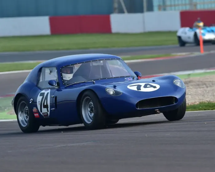 Framed Print : CM27 0591 Peter Aylett, Steven Farrall, Diva GT Framed Print : CM27 0591 Peter Aylett, Steven Farrall, Diva GT