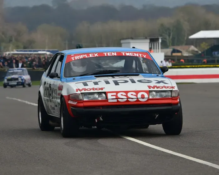 Rights Managed : CM27 1005 Adam Brindle, David Brabham, Rover 3500 SD1 Rights Managed : CM27 1005 Adam Brindle, David Brabham, Rover 3500 SD1