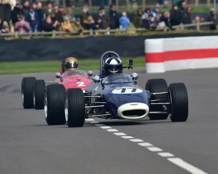 Rights Managed : CM27 1322 Francois Derossi, Chevron Ford B17 Rights Managed : CM27 1322 Francois Derossi, Chevron Ford B17