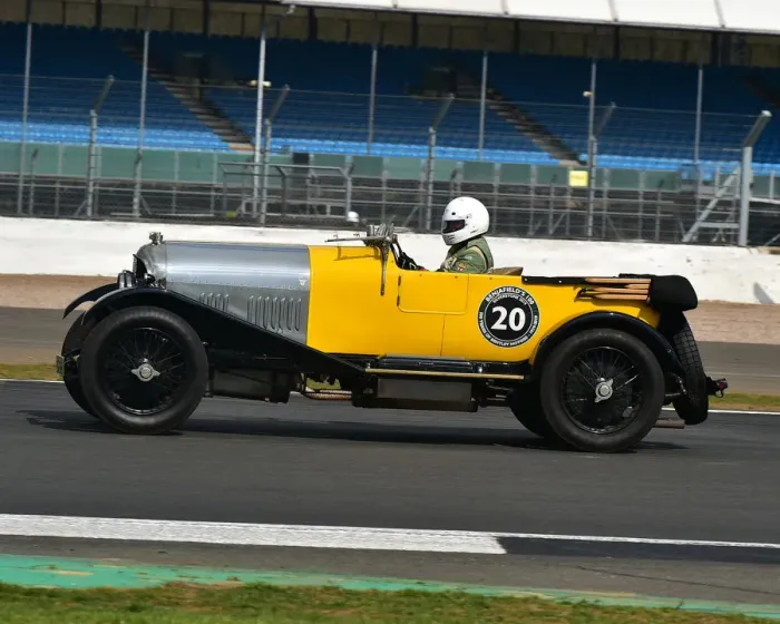 Framed Print : CM27 5019 Chris Batty, Peter Batty, Bentley 3 litre VDP Tourer