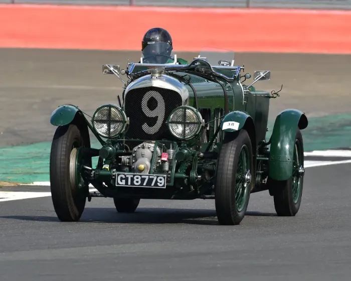 Framed Print : CM27 5176 Neil Davies, Simon Arscott, Bentley 4 Litre Blower Framed Print : CM27 5176 Neil Davies, Simon Arscott, Bentley 4 Litre Blower