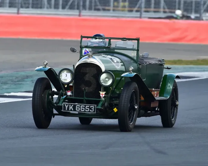 Framed Print : CM27 5199 Philip Strickland, Bentley 3 Litre Long Chassis
