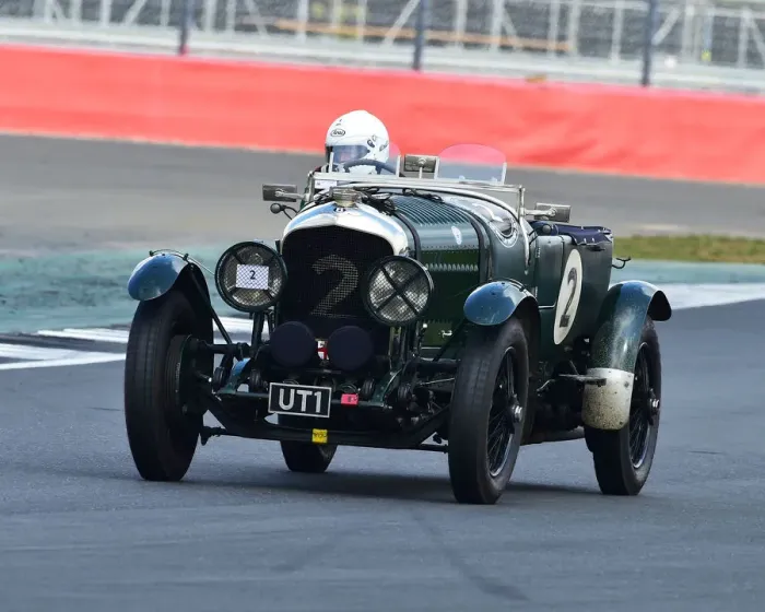 Framed Print : CM27 5215 Christopher Lunn, Bentley 4 Litre Framed Print : CM27 5215 Christopher Lunn, Bentley 4 Litre