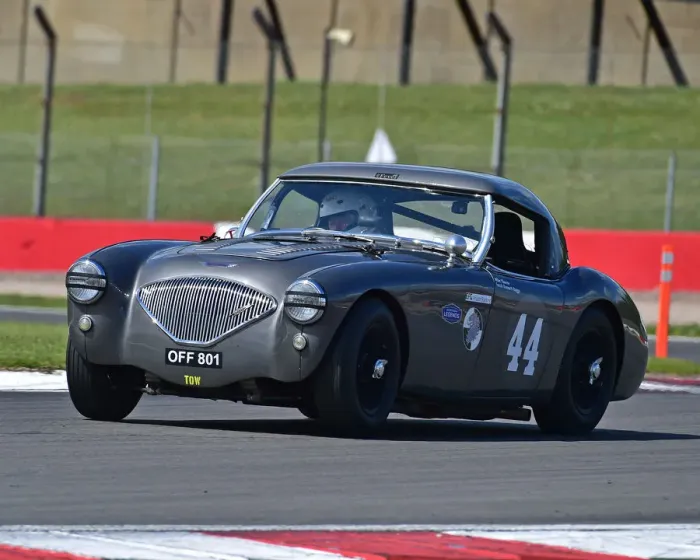 Framed Print : CM27 6797 Mike Thorne, Sarah Bennett-Baggs, Austin Healey 100-4 Framed Print : CM27 6797 Mike Thorne, Sarah Bennett-Baggs, Austin Healey 100-4