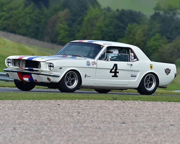 CM27 7916 Adrian Miles, Jonathan Miles, Ford Mustang