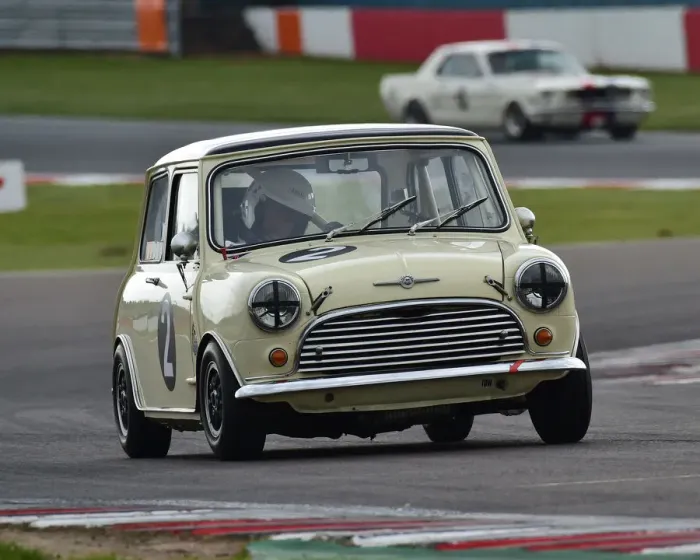 Framed Print : CM27 8742 Julian Crossley, Morris Mini Cooper S Framed Print : CM27 8742 Julian Crossley, Morris Mini Cooper S