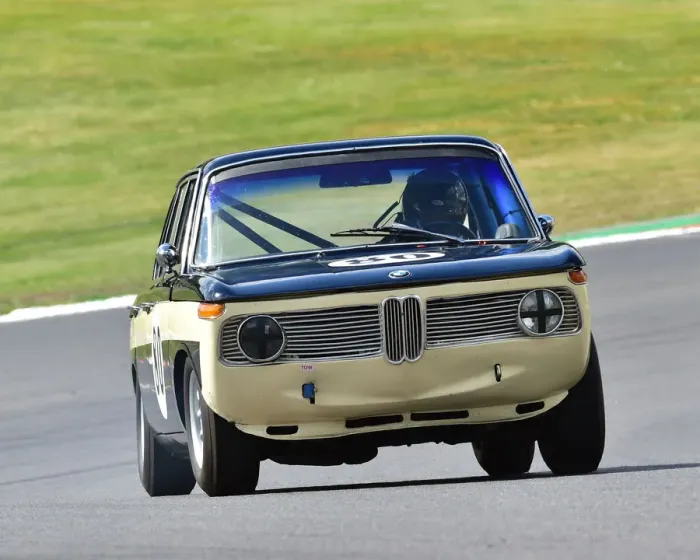 Framed Print : CM27 9667 Colin Kingsnorth, Julian Bricknell, BMW 1800 TiSA Framed Print : CM27 9667 Colin Kingsnorth, Julian Bricknell, BMW 1800 TiSA