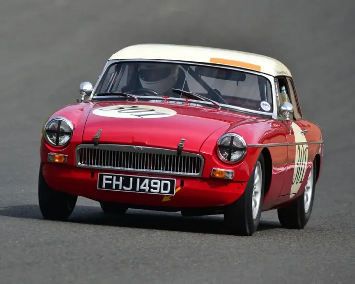 Framed Print : CM28 0472 Nigel Batchelor, MGB Framed Print : CM28 0472 Nigel Batchelor, MGB