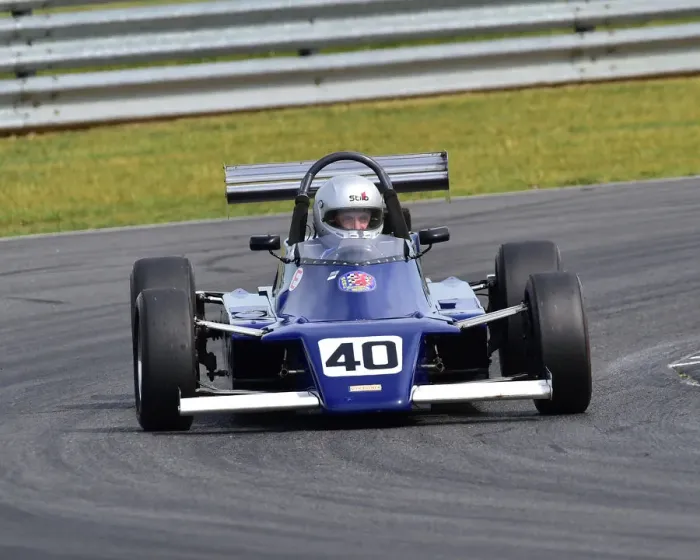 Framed Print : CM28 2353 Steve Mellish, Van Diemen RF82 Framed Print : CM28 2353 Steve Mellish, Van Diemen RF82