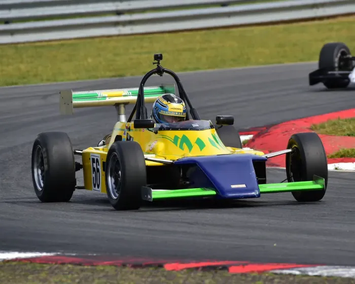 Framed Print : CM28 2368 Ben Stiles, Van Diemen RF82 Framed Print : CM28 2368 Ben Stiles, Van Diemen RF82
