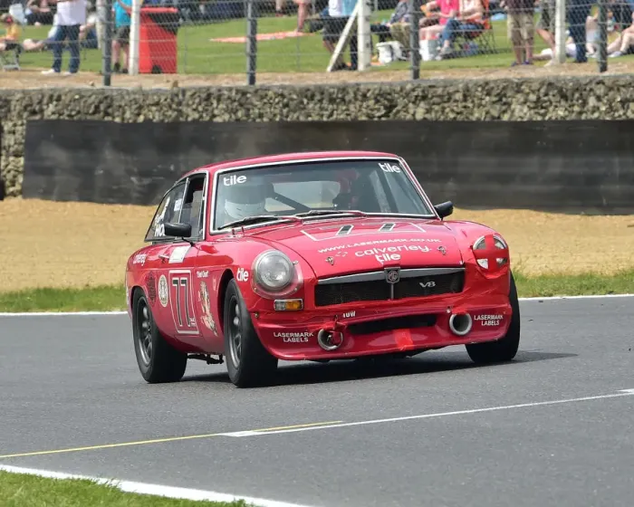 Framed Print : CM28 2641 Barry Holmes, MGB GT V8 Framed Print : CM28 2641 Barry Holmes, MGB GT V8