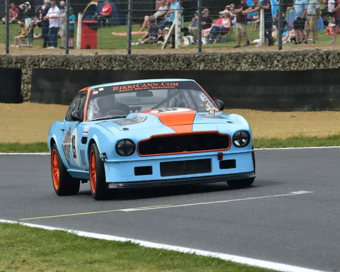 Framed Print : CM28 2719 Rikki Cann, Aston Martin V8 Framed Print : CM28 2719 Rikki Cann, Aston Martin V8