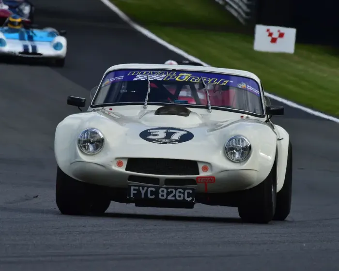 Framed Print : CM28 6313 Mike Gardiner, Dan Cox, TVR Griffith 200 Framed Print : CM28 6313 Mike Gardiner, Dan Cox, TVR Griffith 200