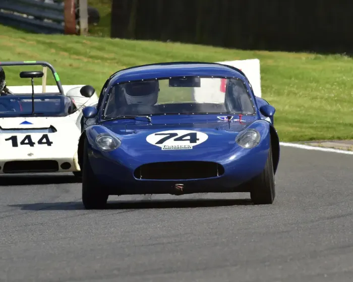 Framed Print : CM28 6328 Peter Aylett, Steven Farrall, Diva GT Framed Print : CM28 6328 Peter Aylett, Steven Farrall, Diva GT