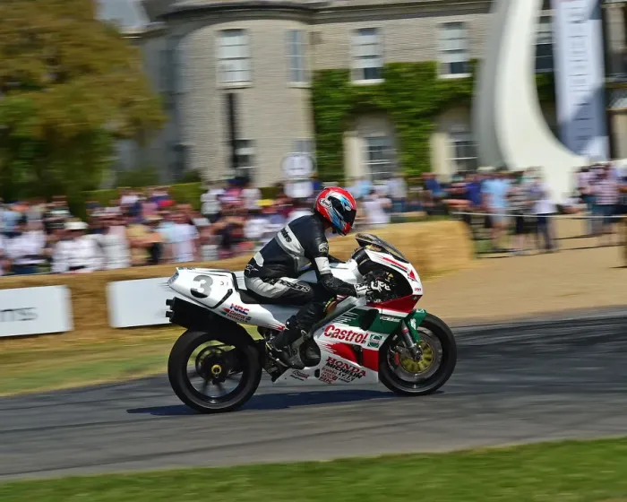 Rights Managed : CM28 7295 Rob Lightfoot, Honda RC45 Rights Managed : CM28 7295 Rob Lightfoot, Honda RC45