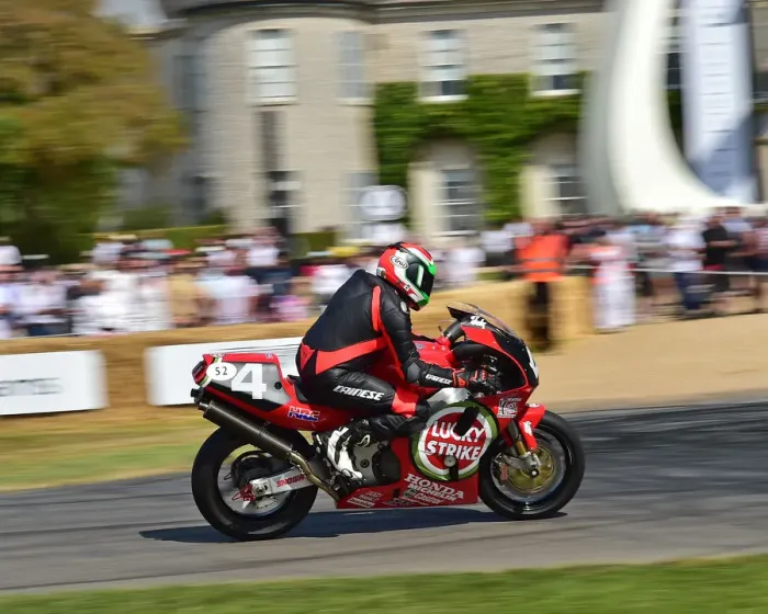 Rights Managed : CM28 7346 Honda RC45 Rights Managed : CM28 7346 Honda RC45