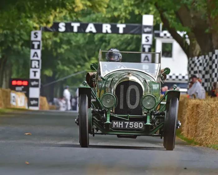 Rights Managed : CM28 9449 Julian Grimwade, Bentley 3 Litre Le Mans Rights Managed : CM28 9449 Julian Grimwade, Bentley 3 Litre Le Mans