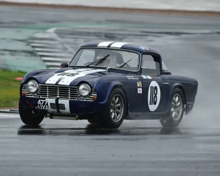 Framed Print : CM29 0860 Robert Rawe, Xavier Sanz de Acedo, Triumph TR4 Framed Print : CM29 0860 Robert Rawe, Xavier Sanz de Acedo, Triumph TR4