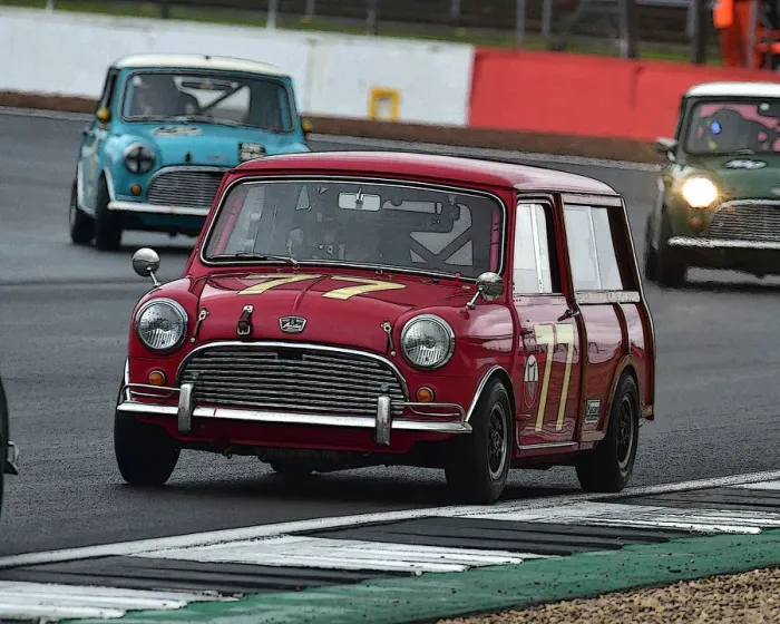 Framed Print : CM29 1301 Mark Burnett, Austin Mini Countryman Framed Print : CM29 1301 Mark Burnett, Austin Mini Countryman