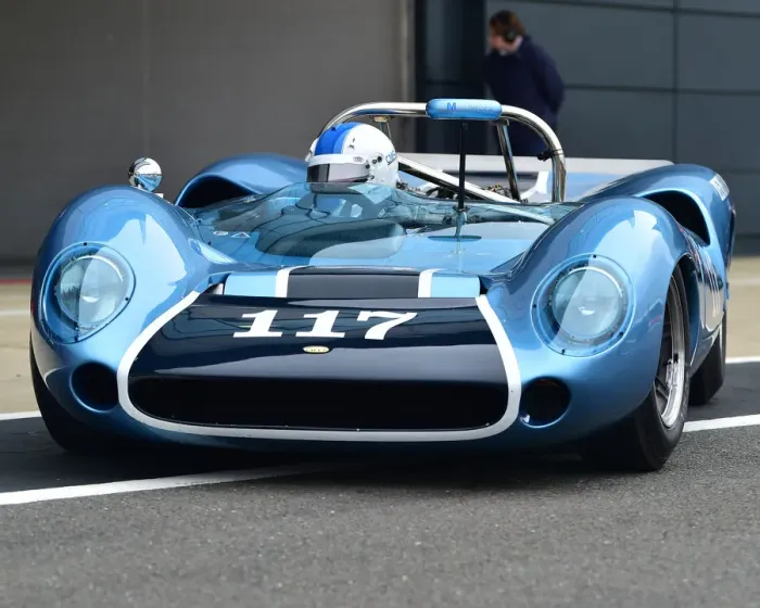 Framed Print : CM29 2031 Ian Simmonds, Lola T70 Mk1 Spyder Framed Print : CM29 2031 Ian Simmonds, Lola T70 Mk1 Spyder