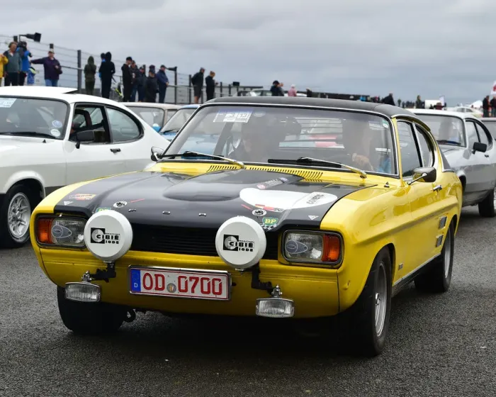 Framed Print : CM29 3041 Ford Capri 3000 S Framed Print : CM29 3041 Ford Capri 3000 S