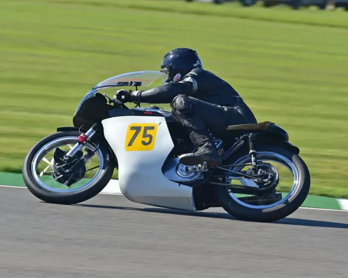 Rights Managed : CM29 5304 Scott Smart, John Leigh Pemberton, Norton Manx 30M Rights Managed : CM29 5304 Scott Smart, John Leigh Pemberton, Norton Manx 30M