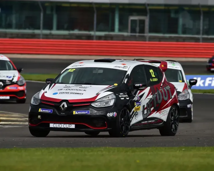 Framed Print : CM29 6900 Brett Lydsey, Renault Clio Sport 220 Trophy Framed Print : CM29 6900 Brett Lydsey, Renault Clio Sport 220 Trophy