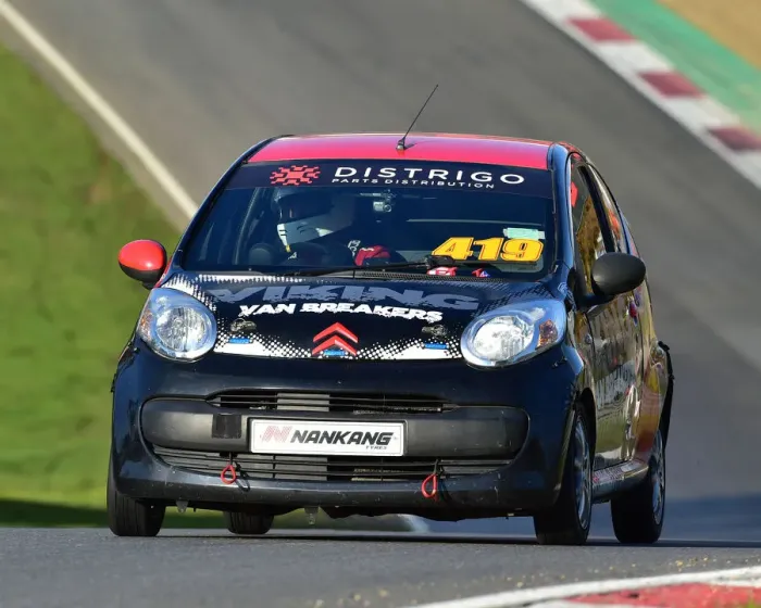 Framed Print : CM29 9957 Nicholas Grindrod, Jonathan Hoggarth, Citroen C1 Framed Print : CM29 9957 Nicholas Grindrod, Jonathan Hoggarth, Citroen C1