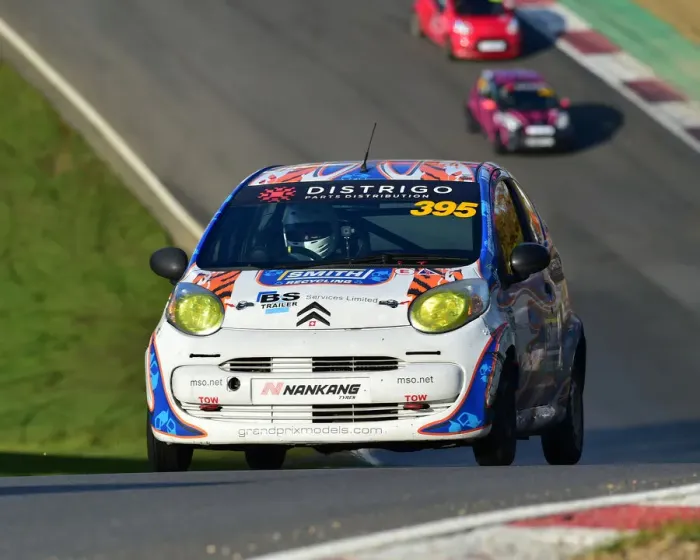 Framed Print : CM29 9977 Matthew Plumb, Jon Winter, Michael Evans, Citroen C1 Framed Print : CM29 9977 Matthew Plumb, Jon Winter, Michael Evans, Citroen C1