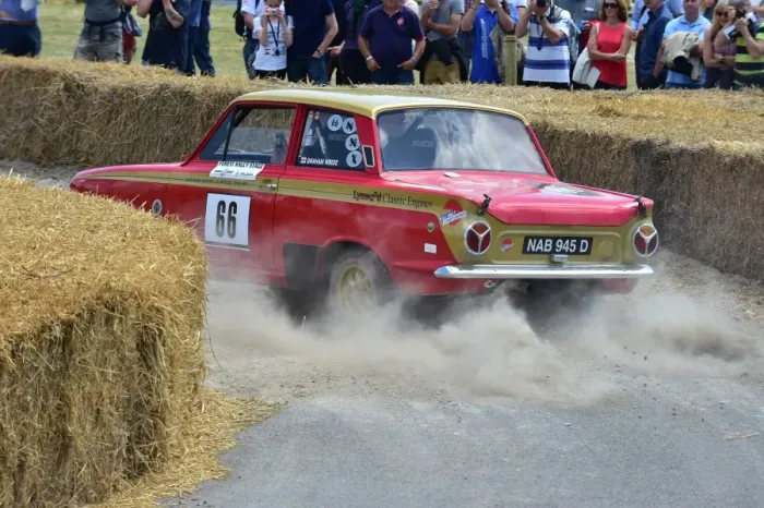 Rights Managed : CM3 2899 Simon Wallis, Ford Lotus Cortina, NAB 945 D Rights Managed : CM3 2899 Simon Wallis, Ford Lotus Cortina, NAB 945 D