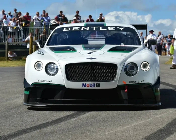 Rights Managed : CM3 3102 David Brabham, Bentley Continental GT3