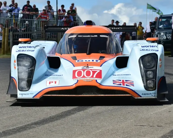 Rights Managed : CM3 3111 Rupert Clevely, Ludovic Lindsay, Lola-Aston Martin DBR1-2 Rights Managed : CM3 3111 Rupert Clevely, Ludovic Lindsay, Lola-Aston Martin DBR1-2