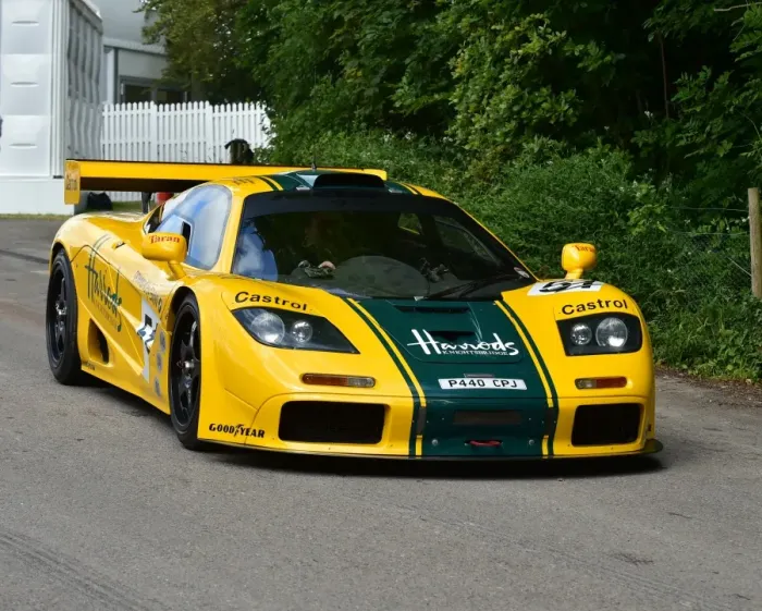 Rights Managed : CM3 3167 McLaren F1 GTR, P 440 CPJ Rights Managed : CM3 3167 McLaren F1 GTR, P 440 CPJ