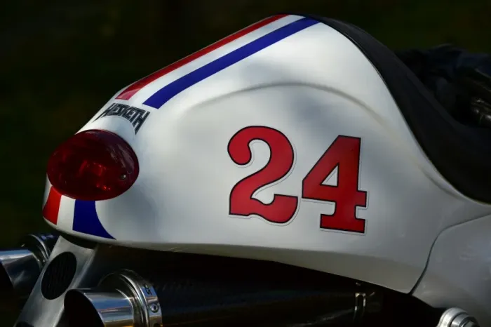 Rights Managed : CM3 4821 Hesketh 24 Rights Managed : CM3 4821 Hesketh 24