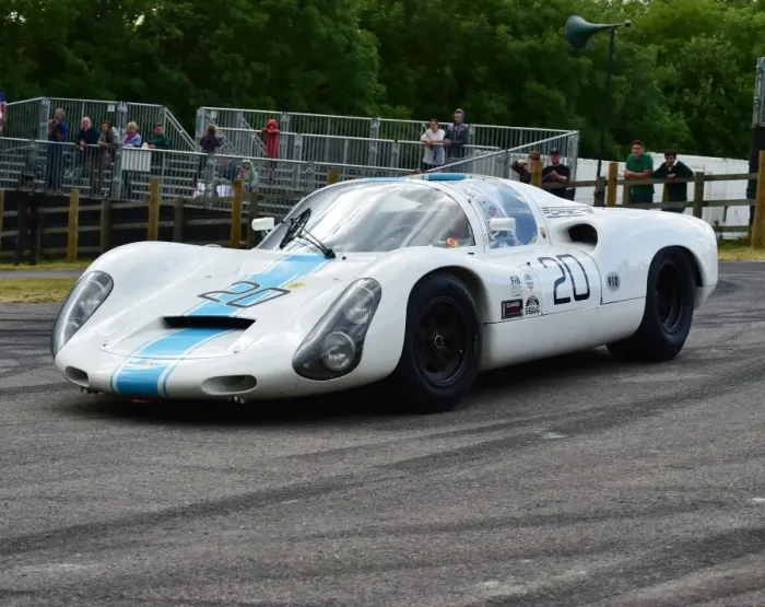 Rights Managed : CM3 4954 Rainer Becker, Porsche 910 Rights Managed : CM3 4954 Rainer Becker, Porsche 910