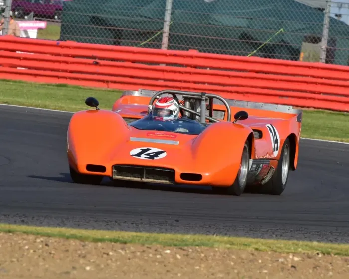 Framed Print : CM3 8706 Anthony Taylor, Andrew Wareing, McLaren M6B Framed Print : CM3 8706 Anthony Taylor, Andrew Wareing, McLaren M6B