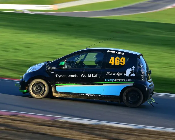 Framed Print : CM30 0070 Luke Smith, Nigel Smith, Citroen C1 Framed Print : CM30 0070 Luke Smith, Nigel Smith, Citroen C1